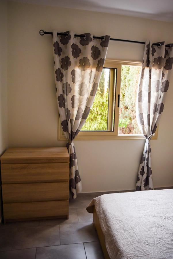 Beautiful Near The Sea And A Large Private Garden Pafos