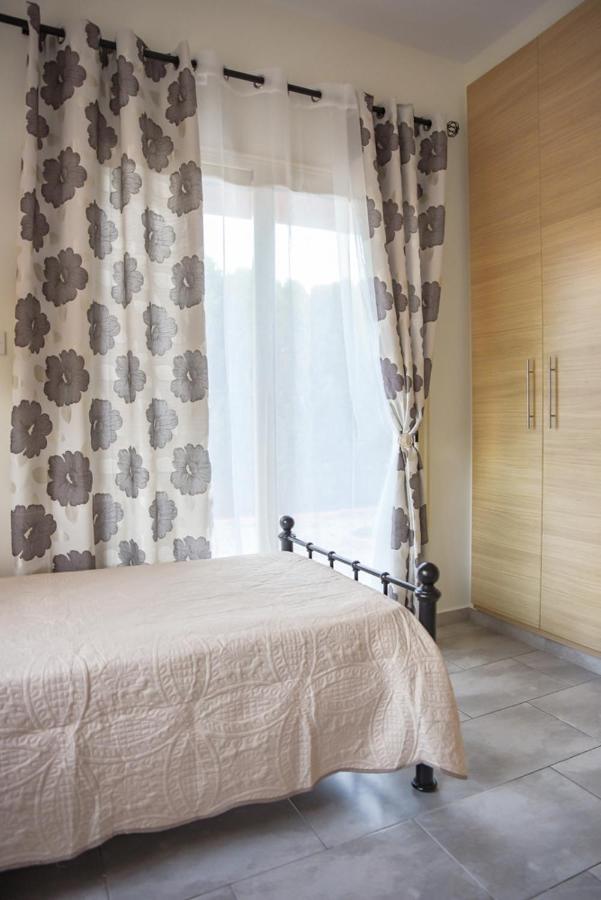 Beautiful Near The Sea And A Large Private Garden Apartament *