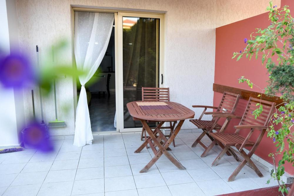 Beautiful Near The Sea And A Large Private Garden Apartament *
