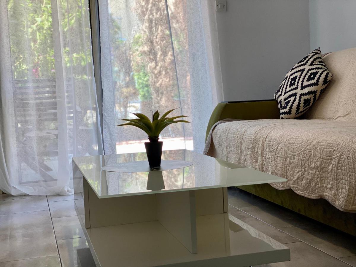 Beautiful Near The Sea And A Large Private Garden * Pafos